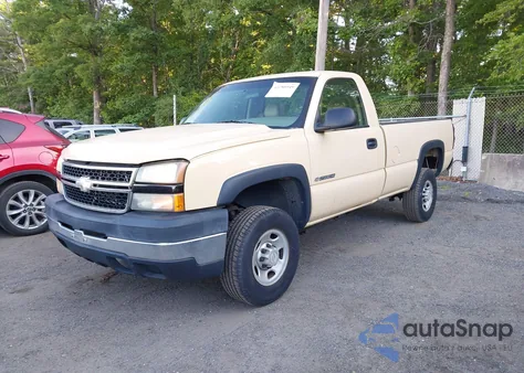 2007 Chevrolet Silverado 2500Hd Classic Work Truck from USA, damaged, VIN 1GCHC24U97E115034